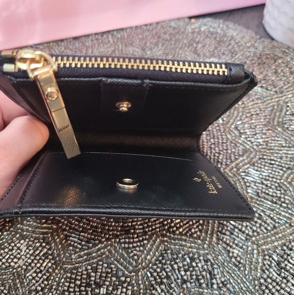 Kate Spade - NWOT Blue Floral Wallet 💙 - Picture 10 of 12